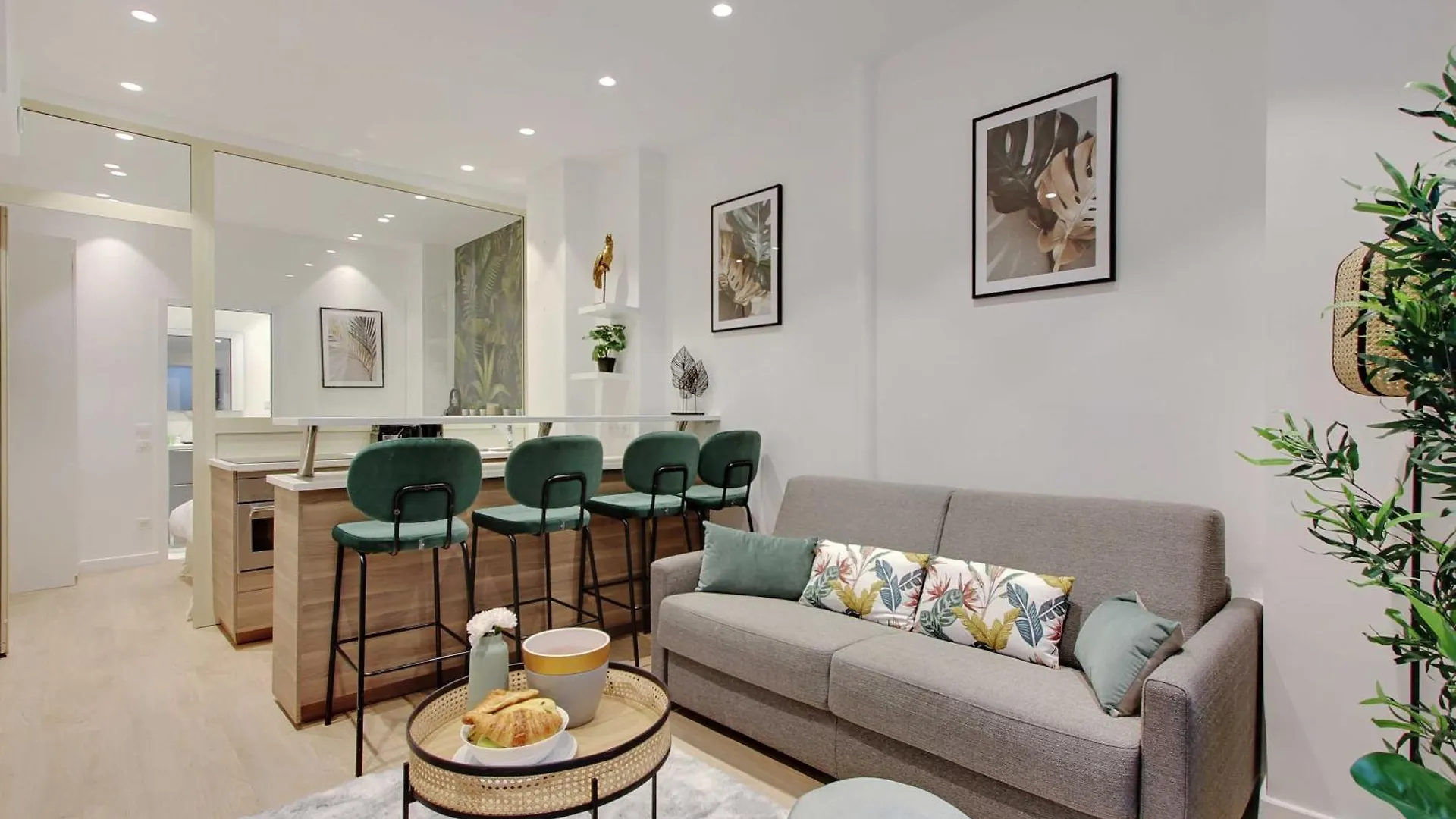 Elegant 1Br - 4P - Eiffel Tower - Trocadero Apartment Paris France